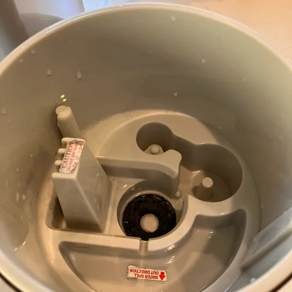 Objecto W7 Ultrasonic Aromatherapy Humidifier/Diffuser Dark Grain HW-36DK - Picture 13 of 13